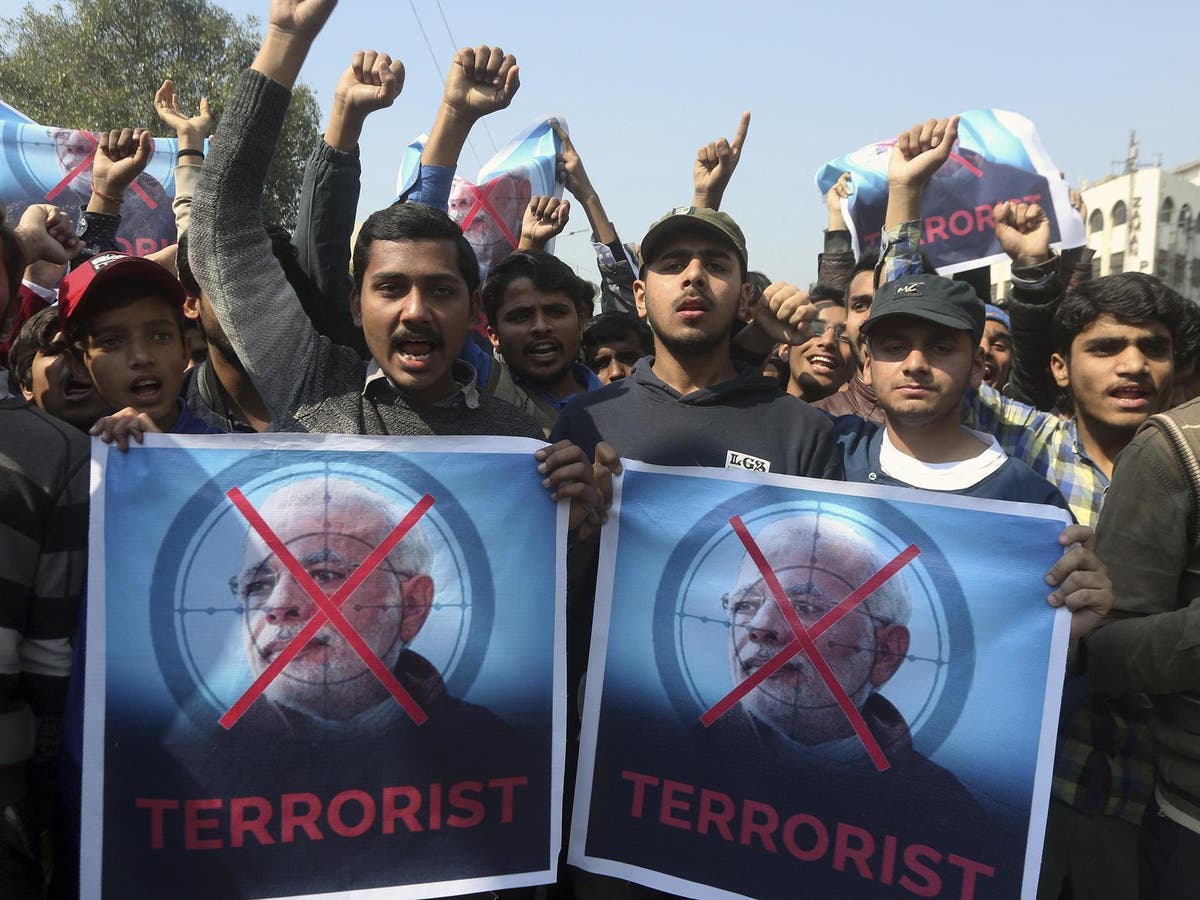 Kashmir latest: One downed plane and one airstrike each – can India and