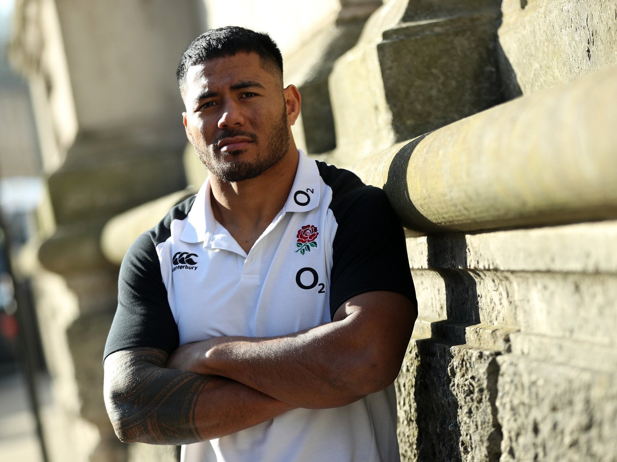 Manu Tuilagi is weighing up a move to Racing 92 that would end his England career