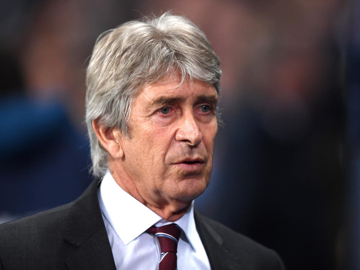 Chelsea vs West Ham: Manuel Pellegrini backs Maurizio Sarri to stick with philosophy despite scepticism