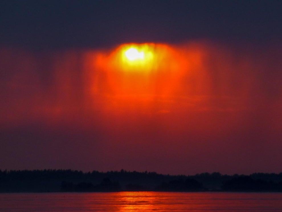 What is 'blood rain'? The weather phenomenon expected to hit UK after ...