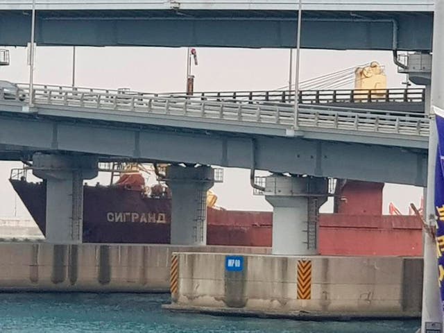 Russian cargo ship Seagrand bumps into the side of the Gwangan Bridge in Busan, South Korea, 28 February 2019.