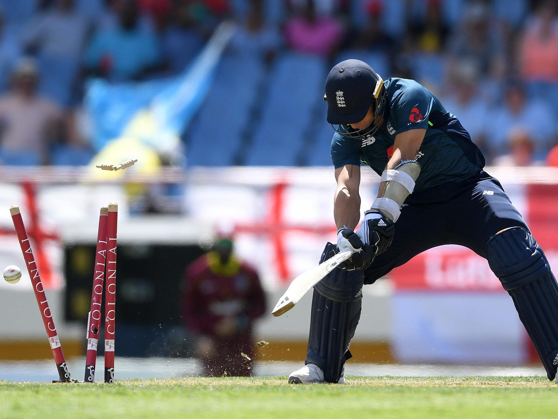 Tom Curran is bowled by Oshane Thomas