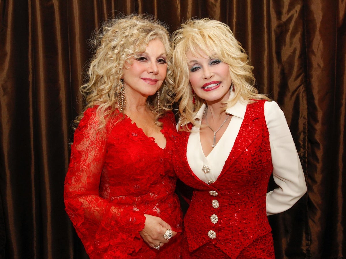 Stella Parton Discusses Role In NOTHING IS IMPOSSIBLE: 'It's About
