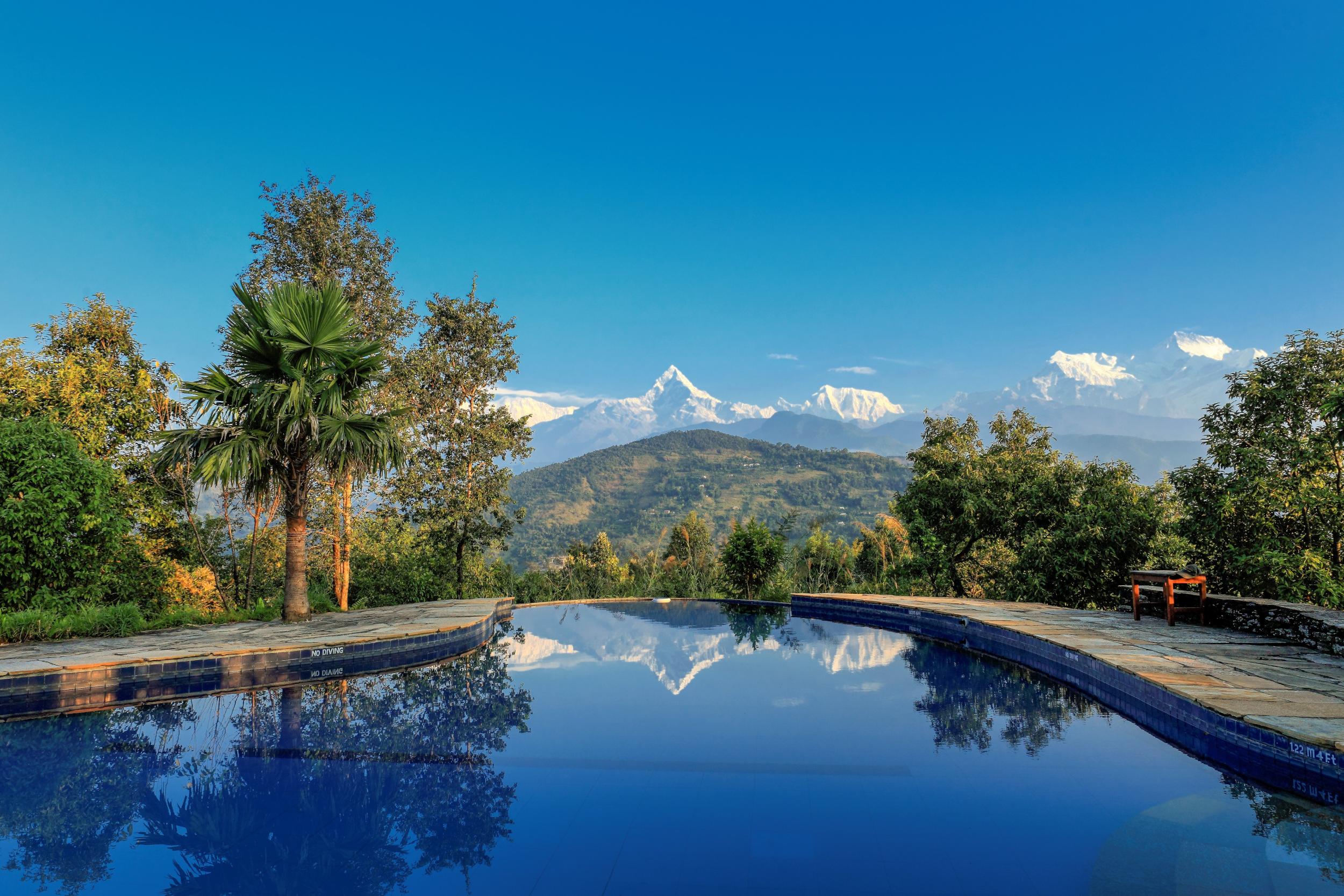 The infinity pool at Tiger Mountain Lodge