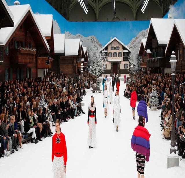Chanel honours late Karl Lagerfeld with minute silence at snow-covered  Paris Fashion Week show, The Independent