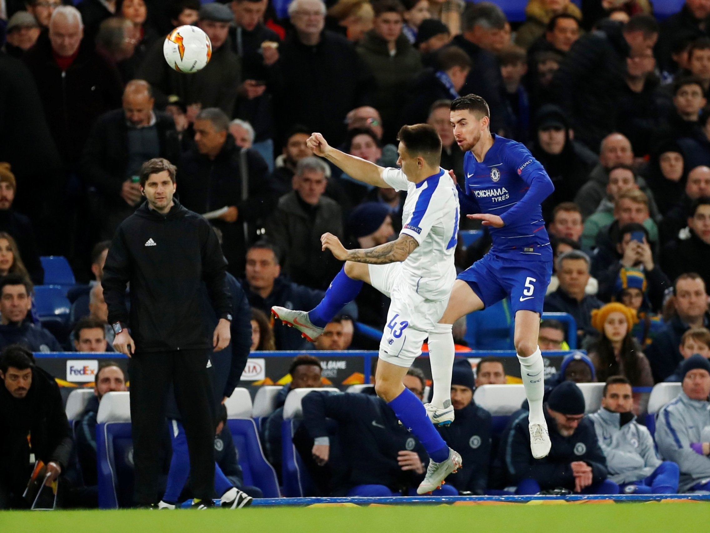 Jorginho is challenged by Kiev's Nazariy Rusyn