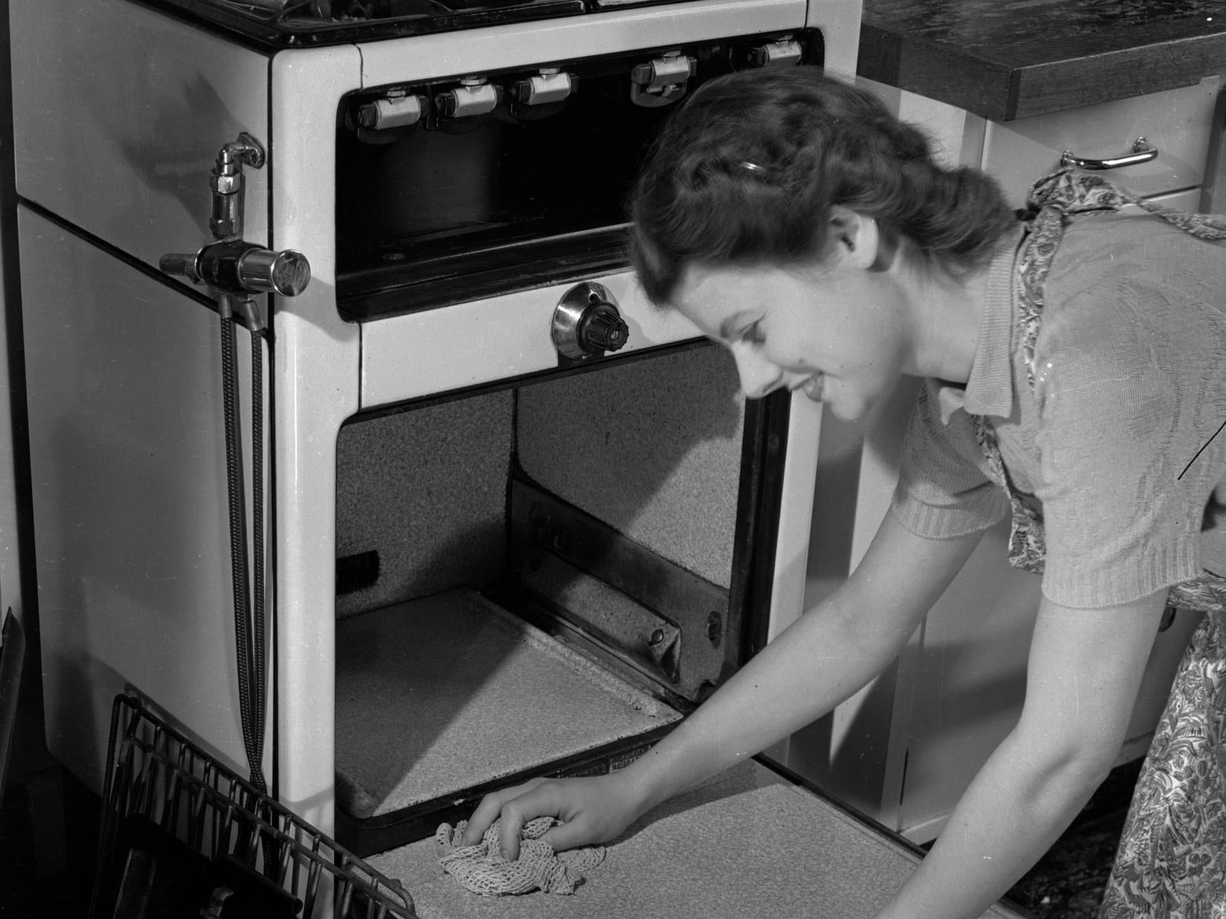 British people say previous generations had more time for household chores