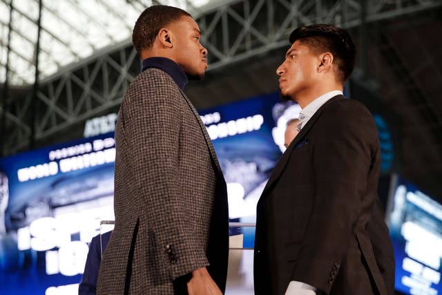 Errol Spence Jr faces off with Mikey Garcia