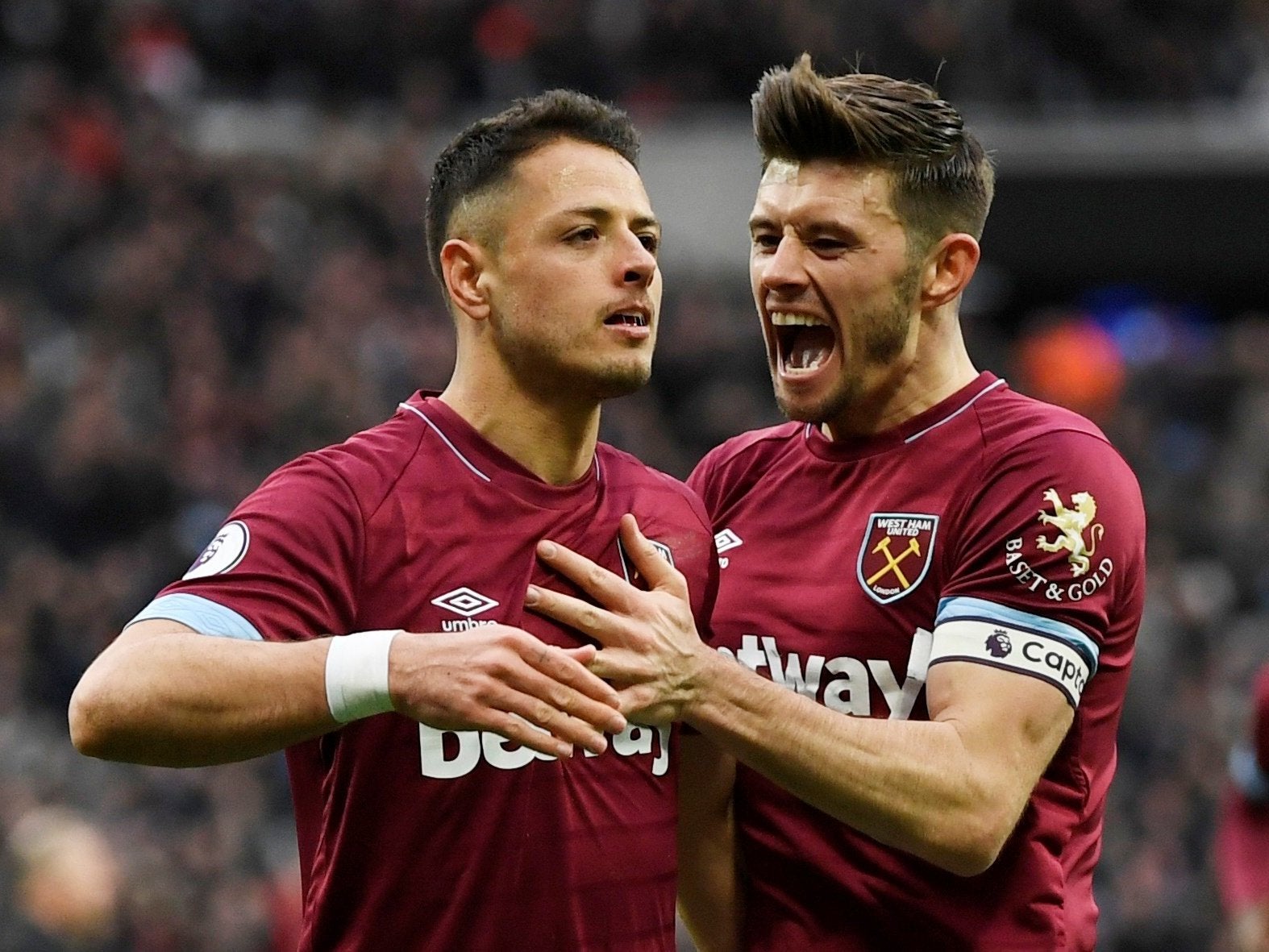 West Ham's Javier Hernandez celebrates scoring