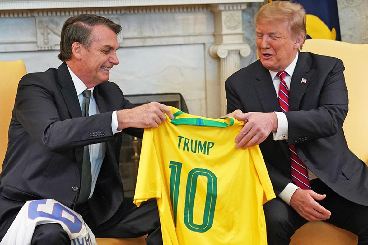 Trump news: President holds press conference with Brazil&apos;s far-right leader Bolsonaro, after Twitter row over &apos;deteriorating&apos; mental health
