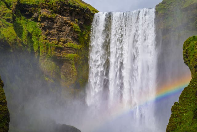 Waterfalls are self-generating, research suggests