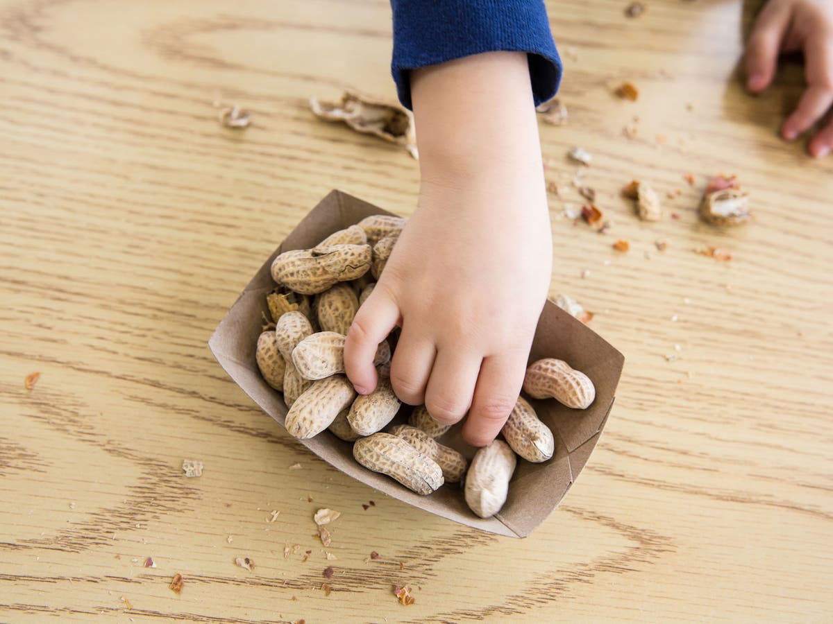 can a peanut allergy develop later in life