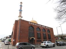 Police increase patrols at mosques after wave of Islamophobic attacks