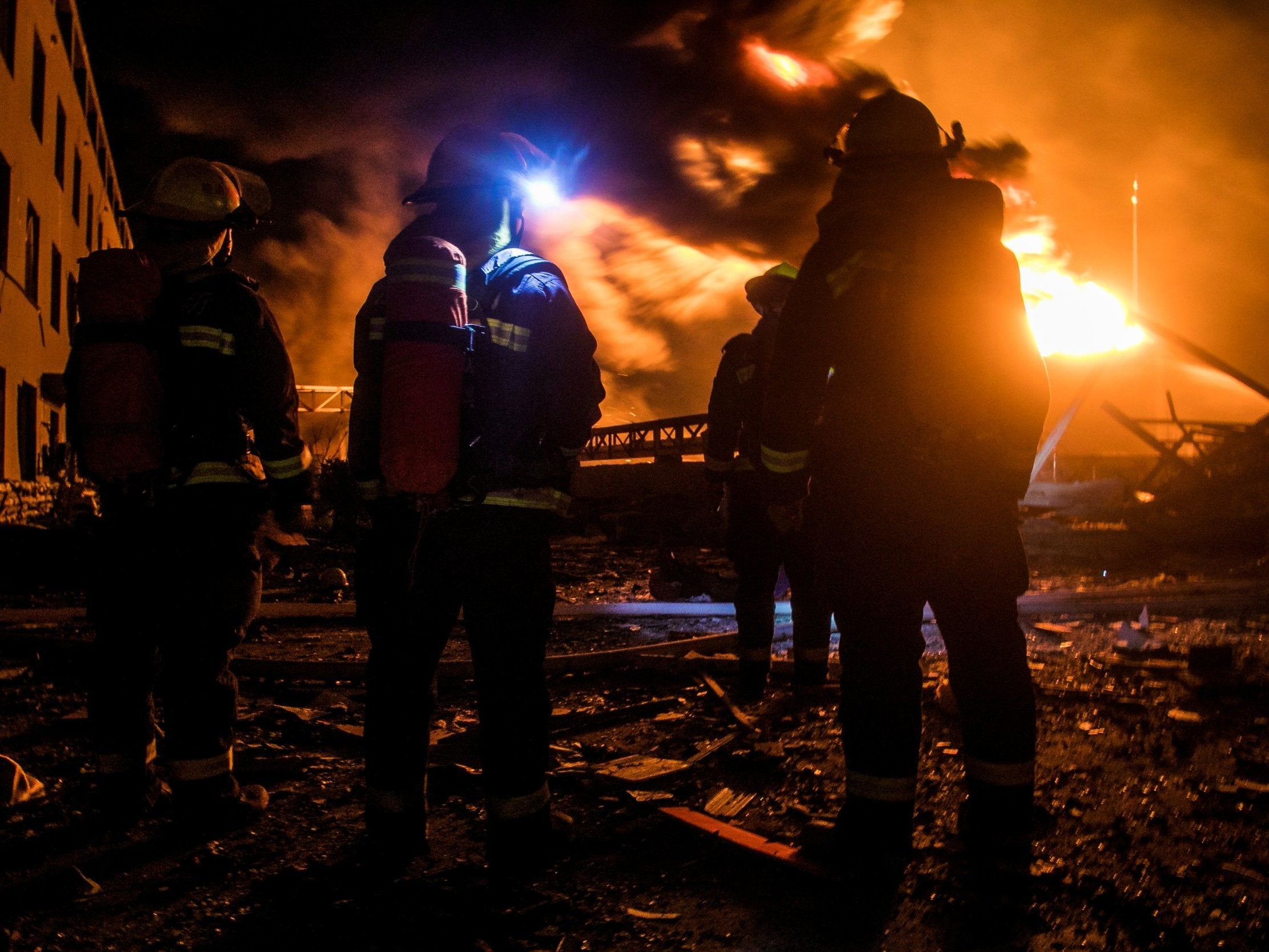 Firefighters at Tianjiayi Chemical plant in Yancheng