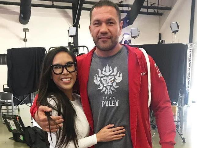 Pulev poses with SuShe after the fight