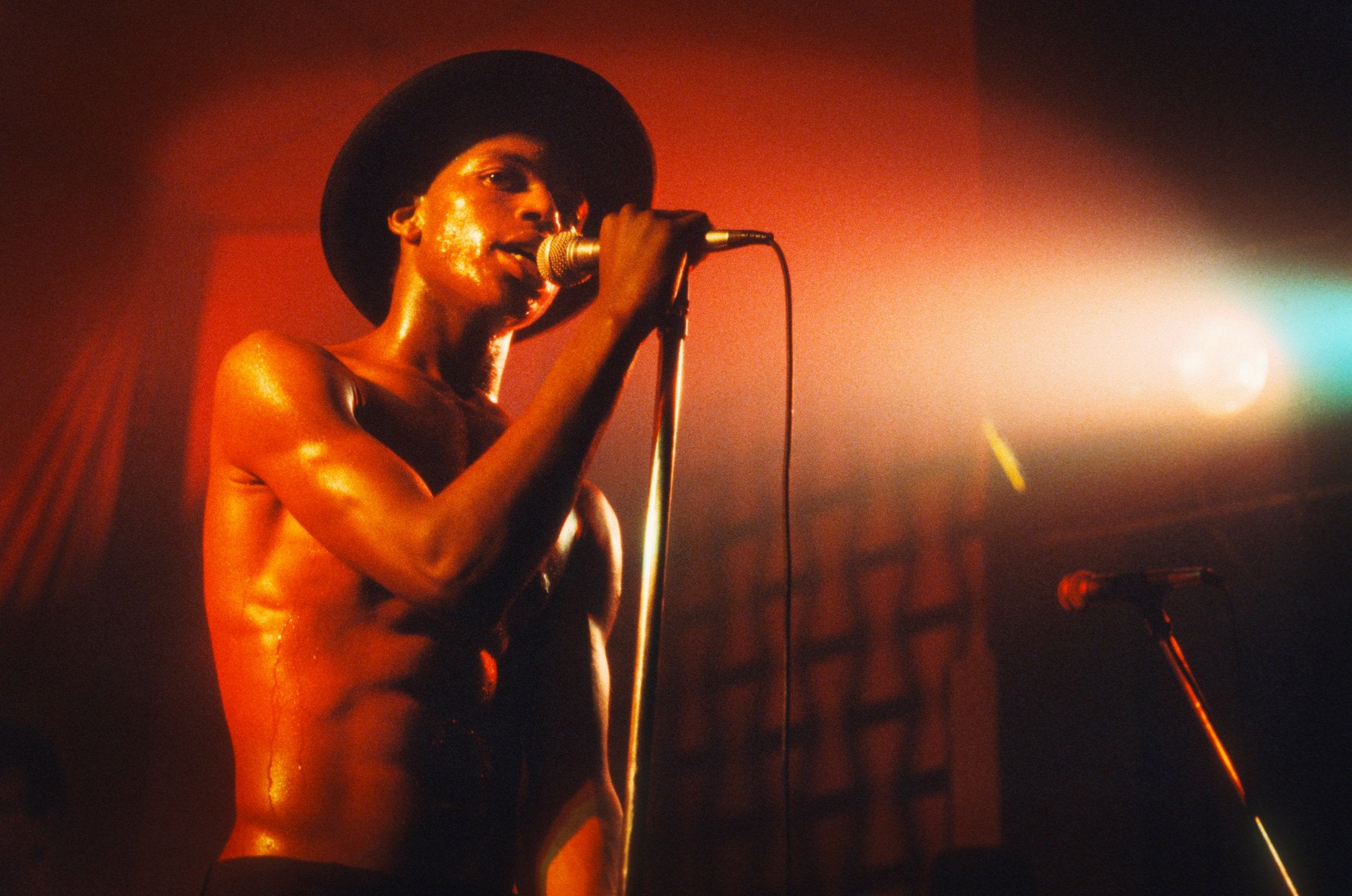 Ranking Roger onstage with The Beat in Belgium, 1980