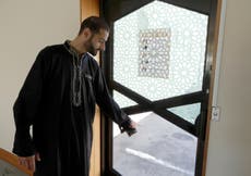 Christchurch shooting survivors describe crush at mosque doors 