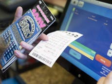 Bartender wins $50,000 after patron leaves lottery ticket as tip