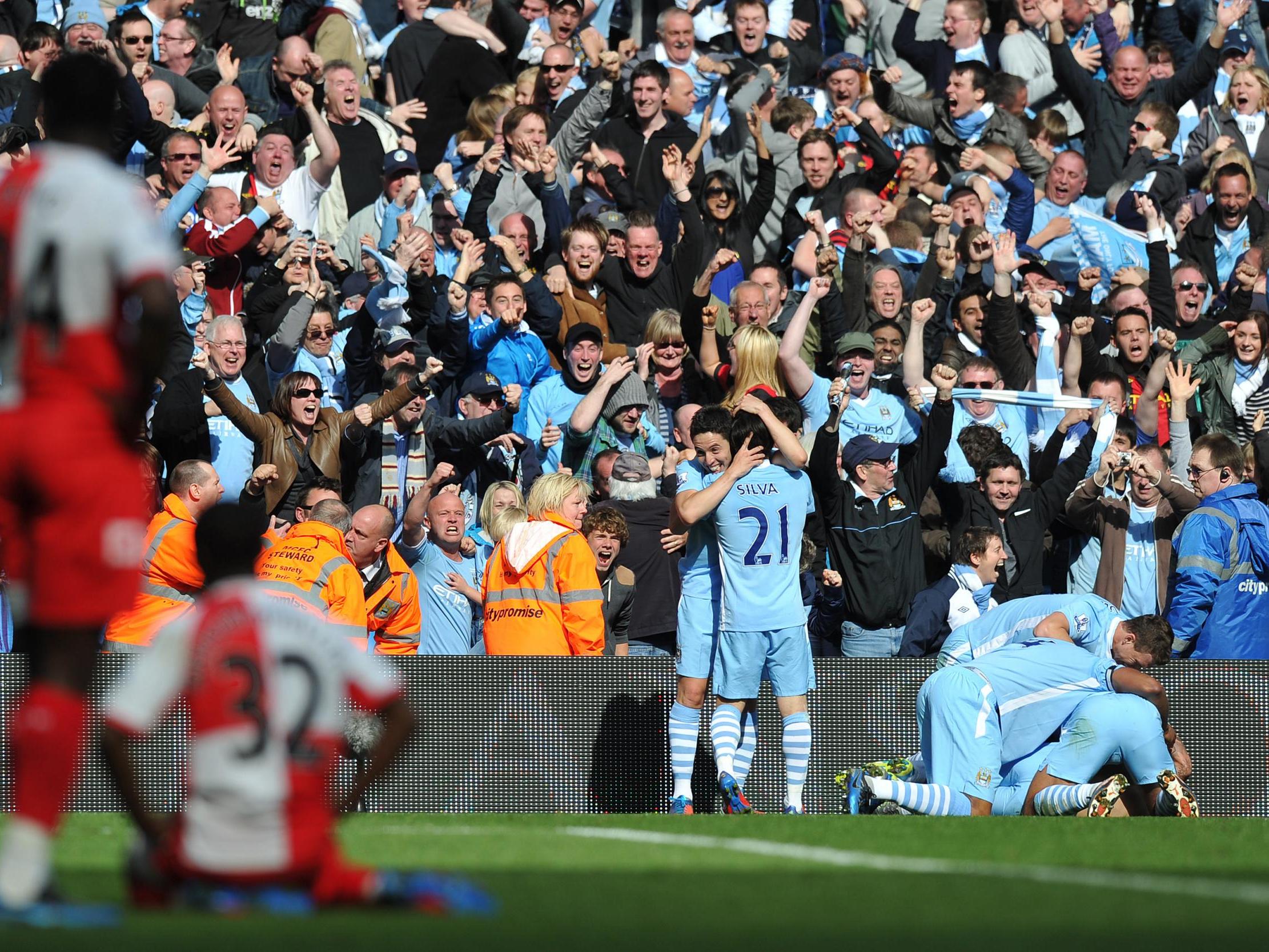 Man City celebrate their late winner