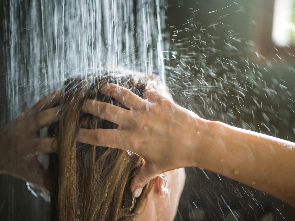 Majority of adults prefer showers to baths, survey claims
