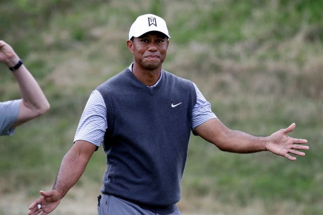Tiger Woods beat Patrick Cantlay to reach the last-16 of the WGC Match Play