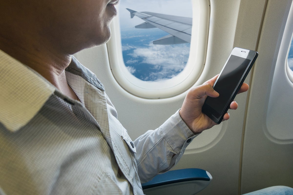 Travel Question: How safe is it to use a mobile phone on a flight ...