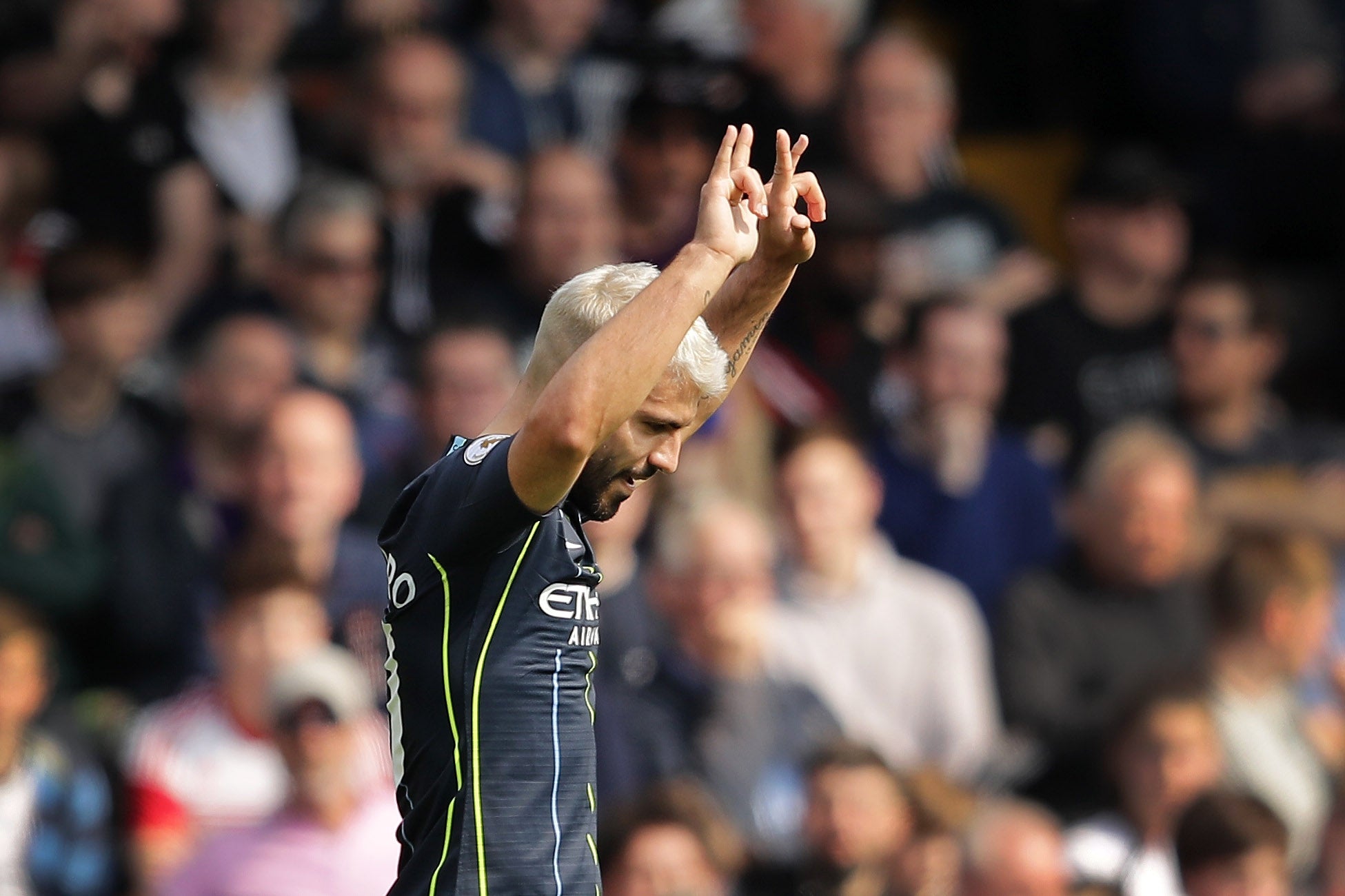 Sergio Aguero celebrates doubling Manchester City's lead after 27 minutes