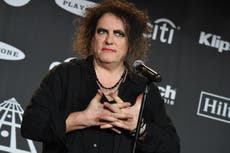 The Cure’s Robert Smith gives deadpan interview at Rock Hall of Fame