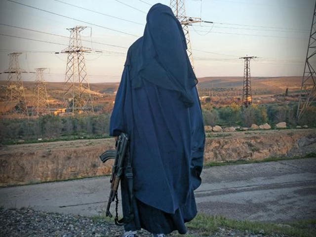 A photo believed to be of Tooba Gondal, which was posted on her Twitter account under the name Umm Muthanna al-Britannia