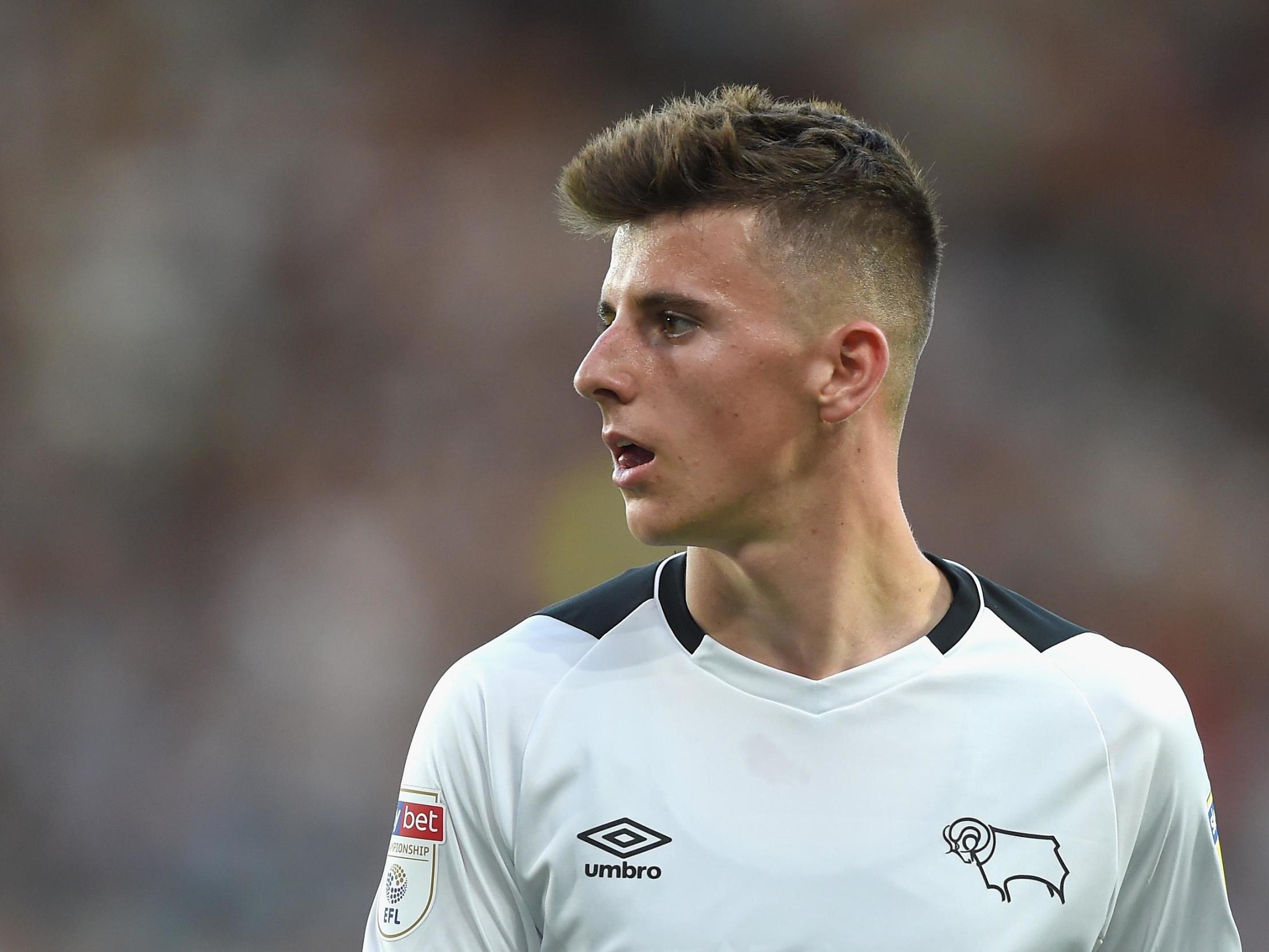 Chelsea transfer news: Mason Mount could leave Blues for ...