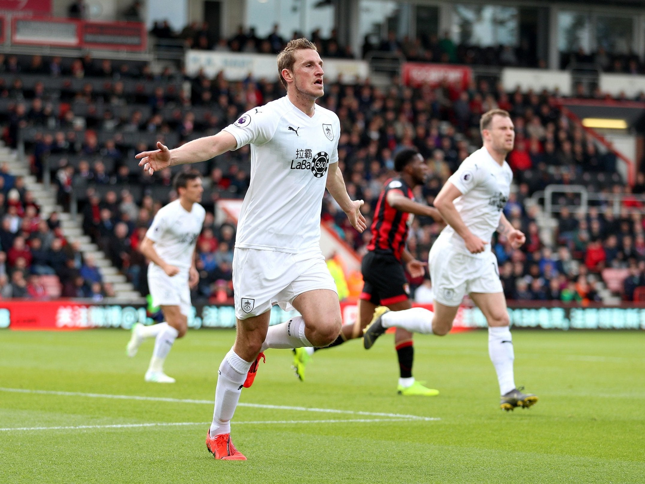 Chris Wood equalises for Burnley