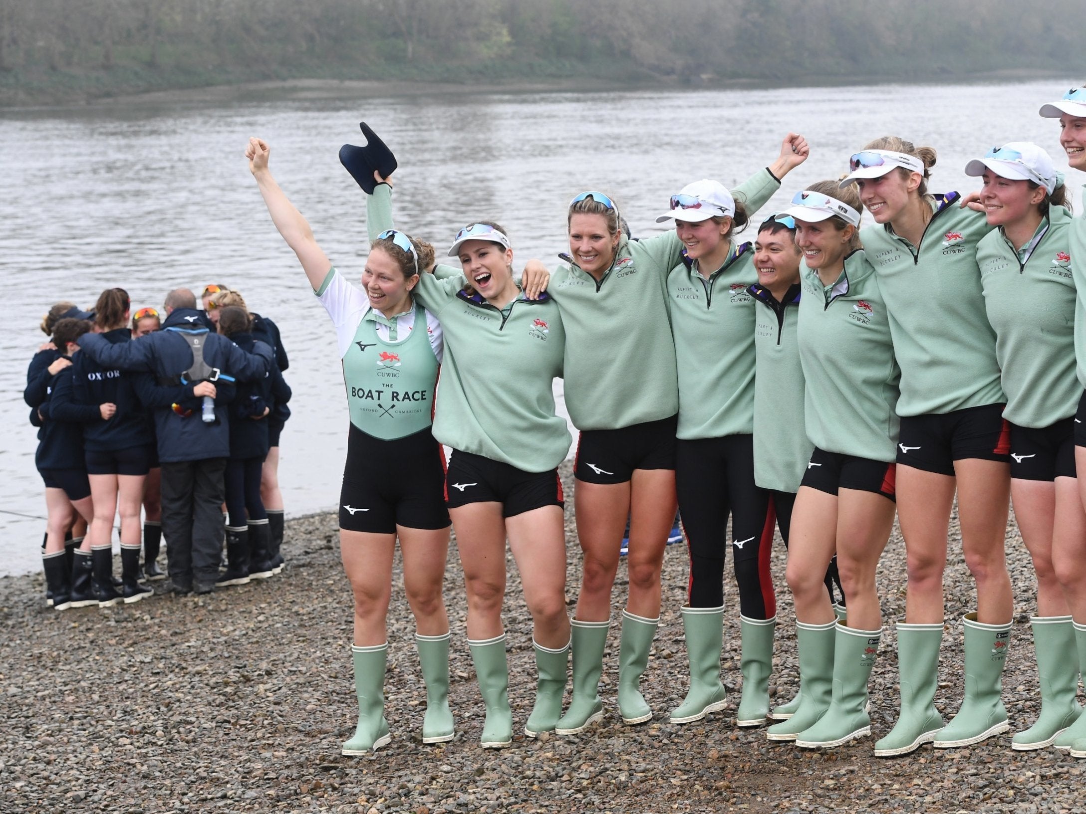 Boat Race 2019 result Cambridge beat Oxford in women's race The