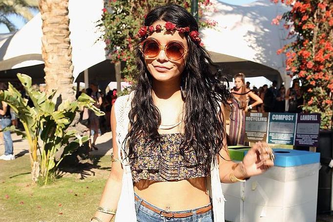 iconic coachella outfits