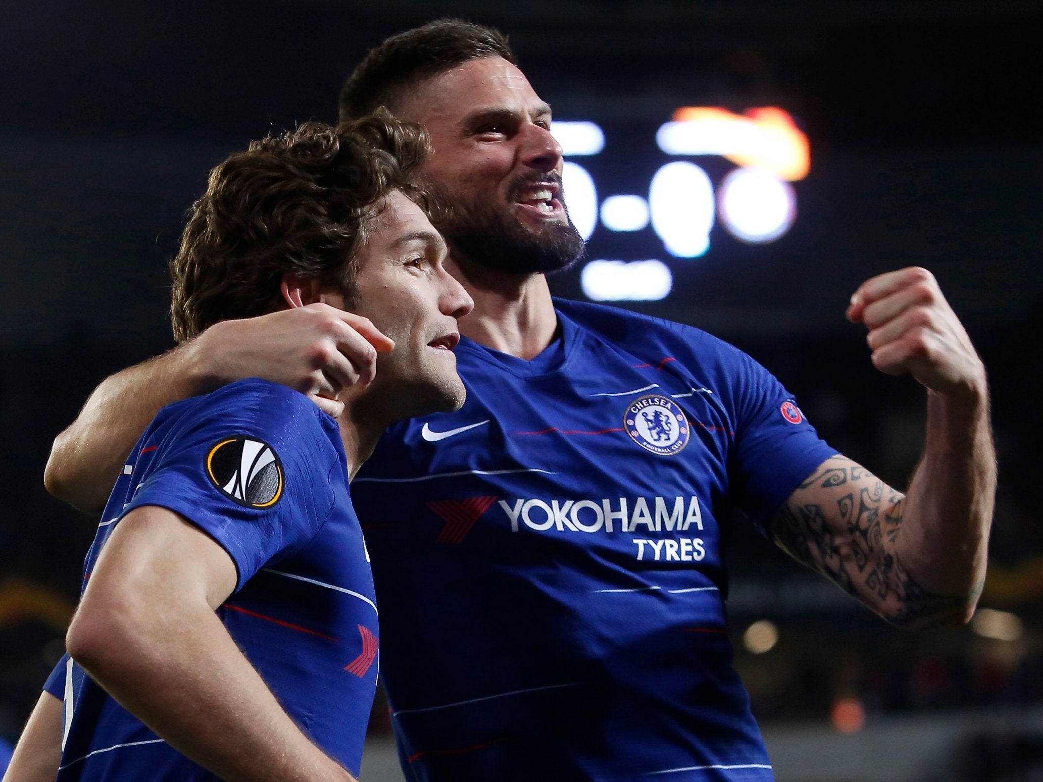 Alonso and Giroud celebrate