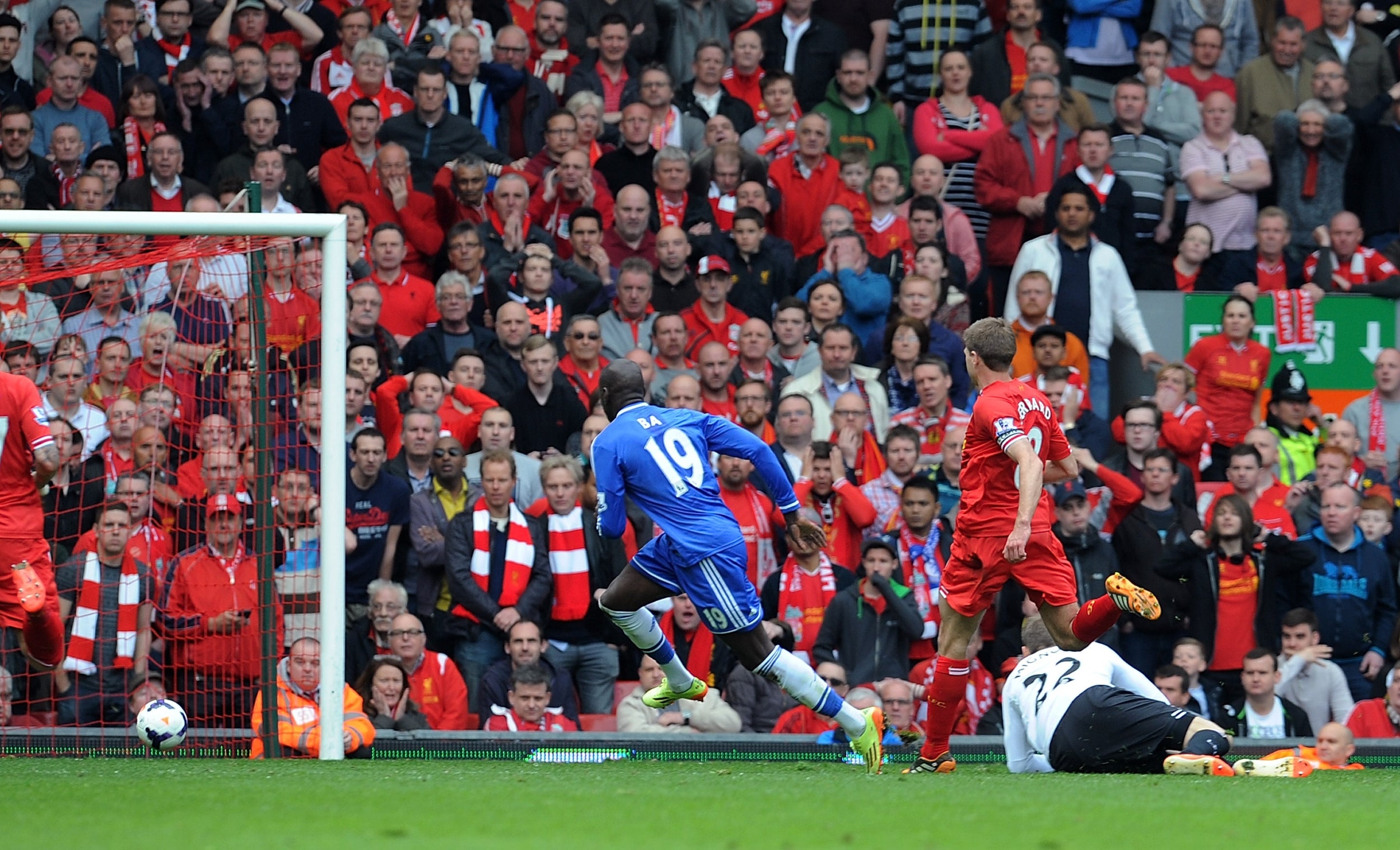 Ba put Chelsea ahead (Liverpool FC via Getty Images)