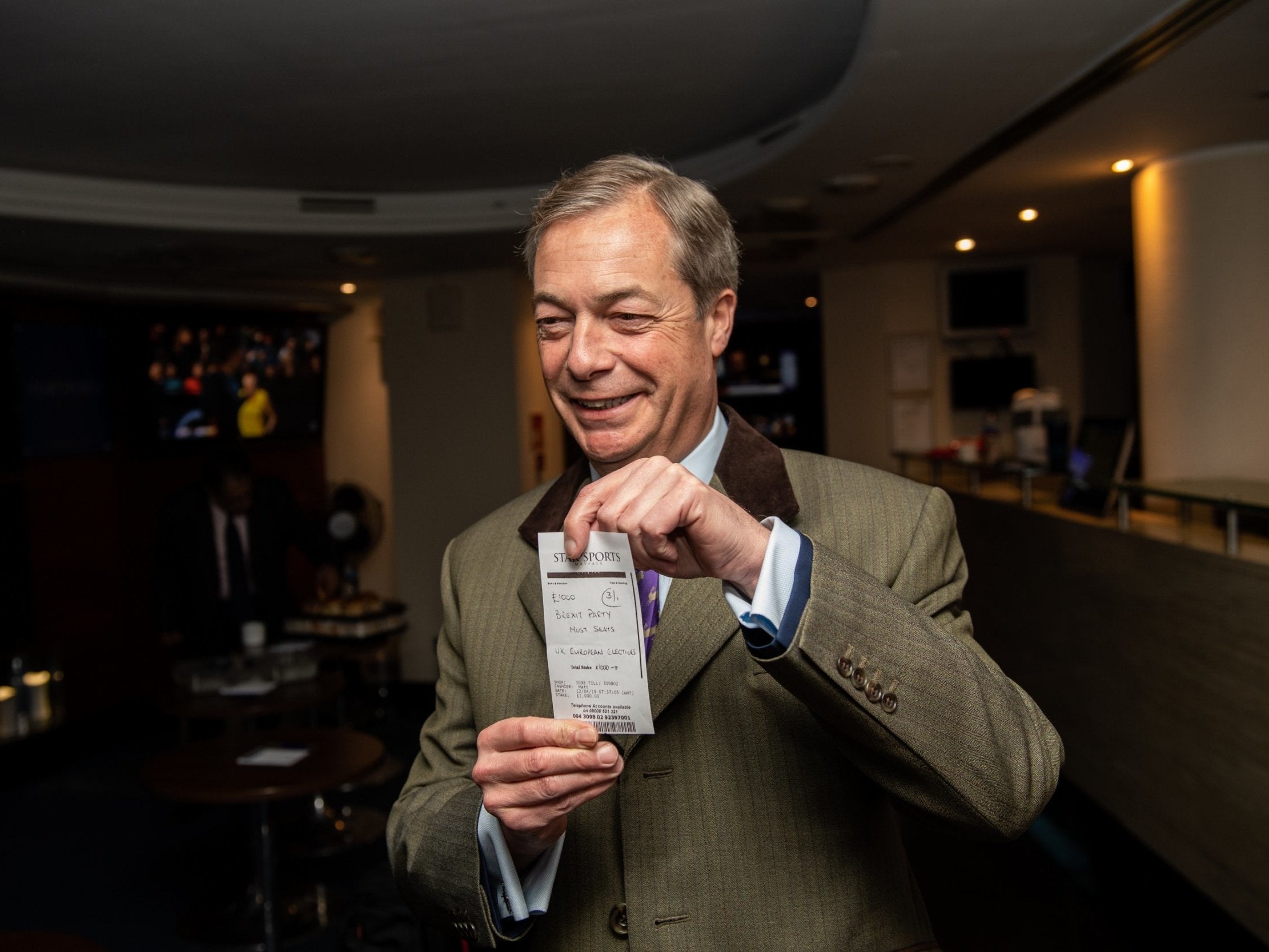 Nigel Farage bets £1,000 that his new party win the most seats during the European elections