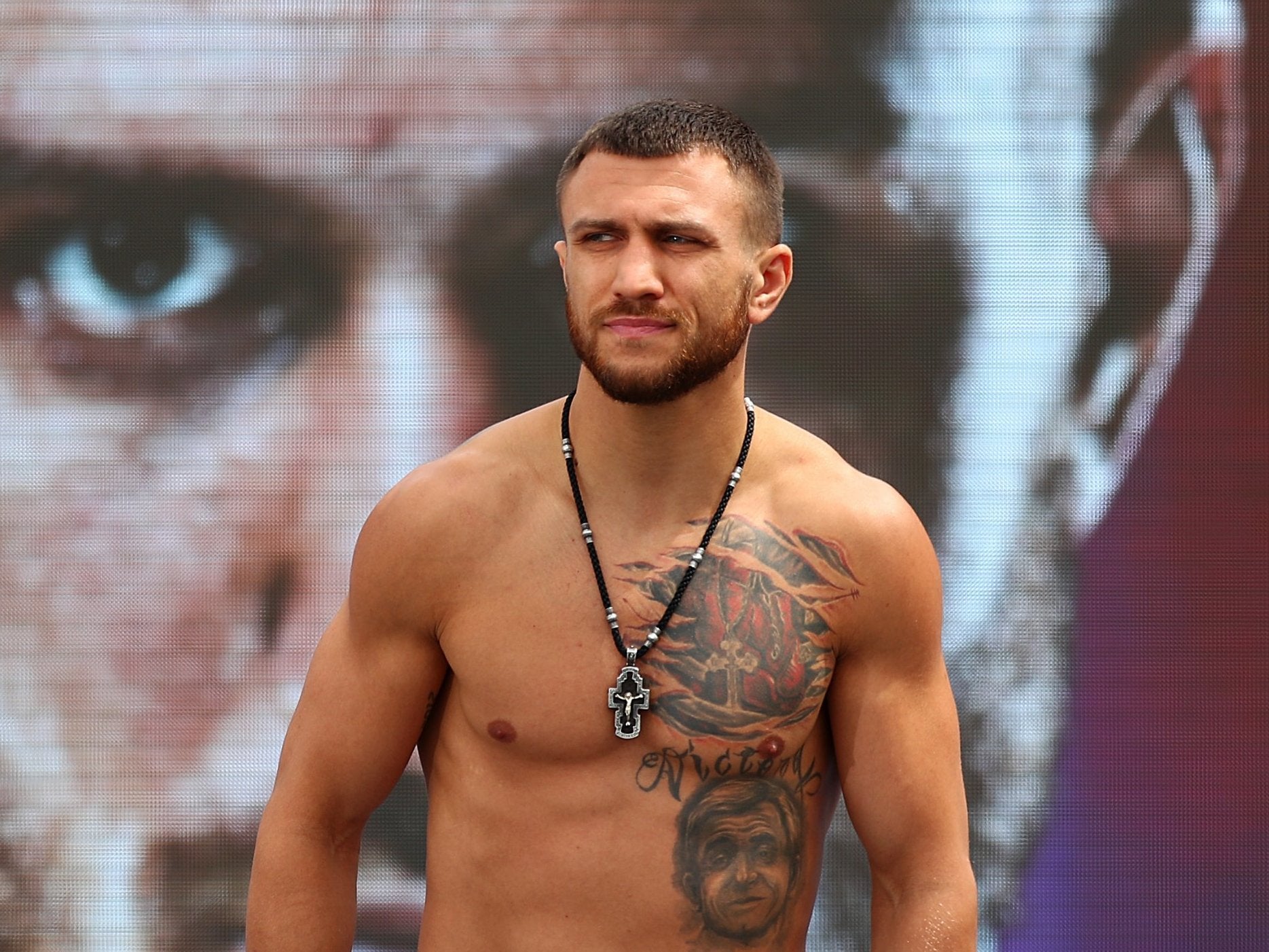 Lomachenko believes it would be easy to beat McGregor in a boxing ring