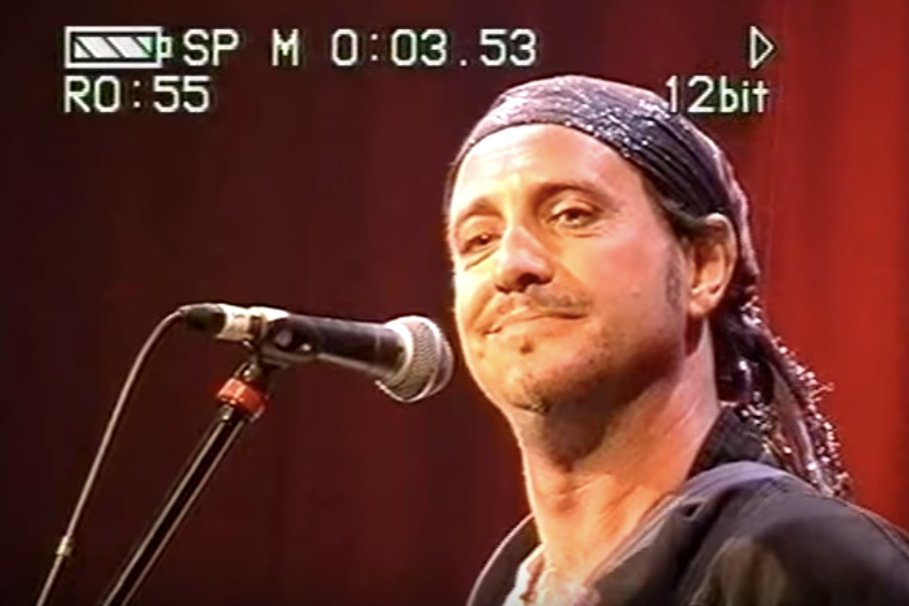 ‘Cogs’ performing at Glastonbury in 1999