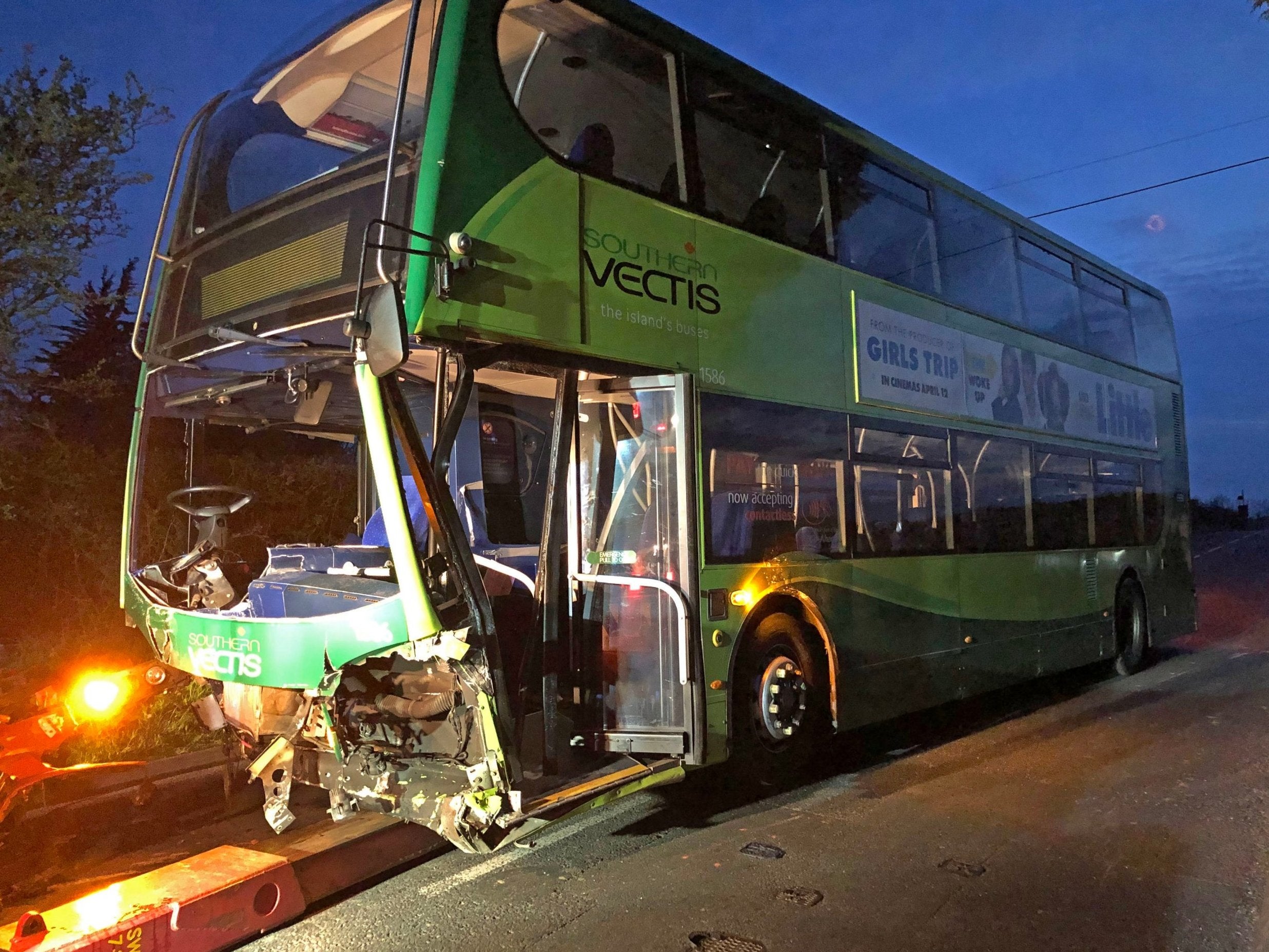 The bus wreckage on Sunday night: the driver had to be cut free