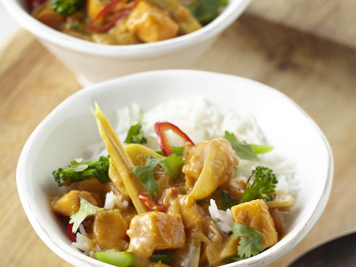 How to make spicy Thai sweet potato curry | The Independent | The ...