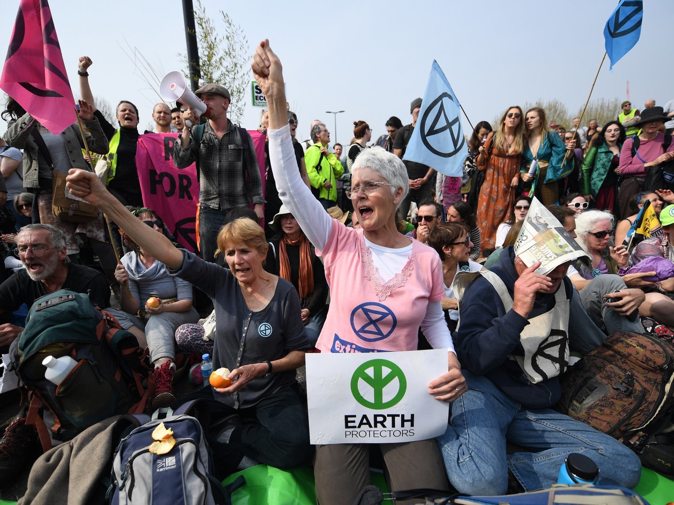 Extinction Rebellion climate change demonstrators protest on Waterloo Bridge in London 17 April 2019.