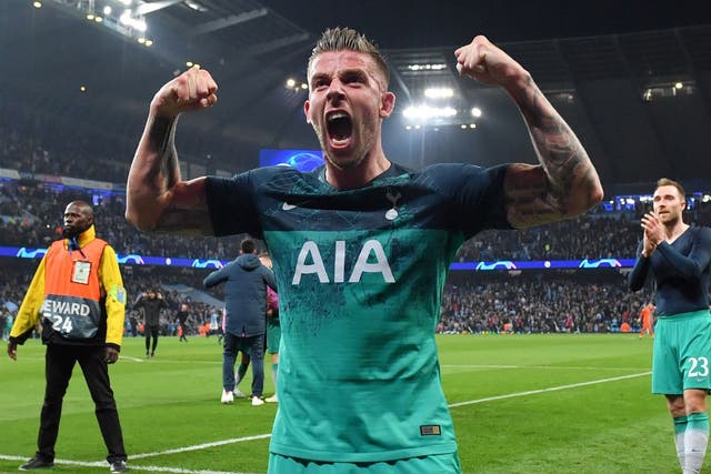 Tottenham Hotspur's Belgian defender Toby Alderweireld celebrates