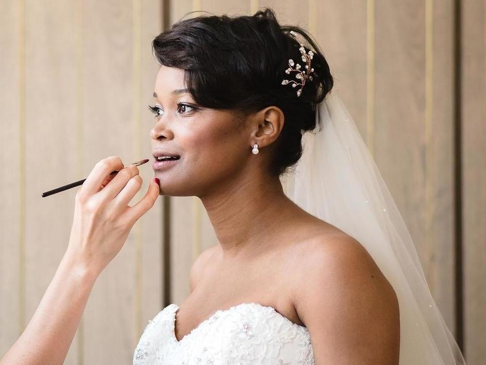 billedtekst had Tentacle Wedding makeup: 15 beauty tips every bride should know | The Independent |  The Independent