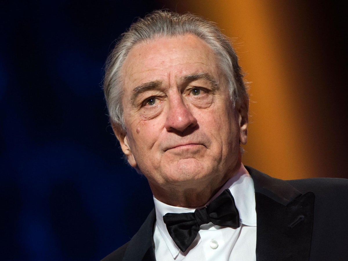 Robert De Niro calls Trump a 'total loser' and 'wannabe gangster' on  Stephen Colbert show | The Independent | The Independent