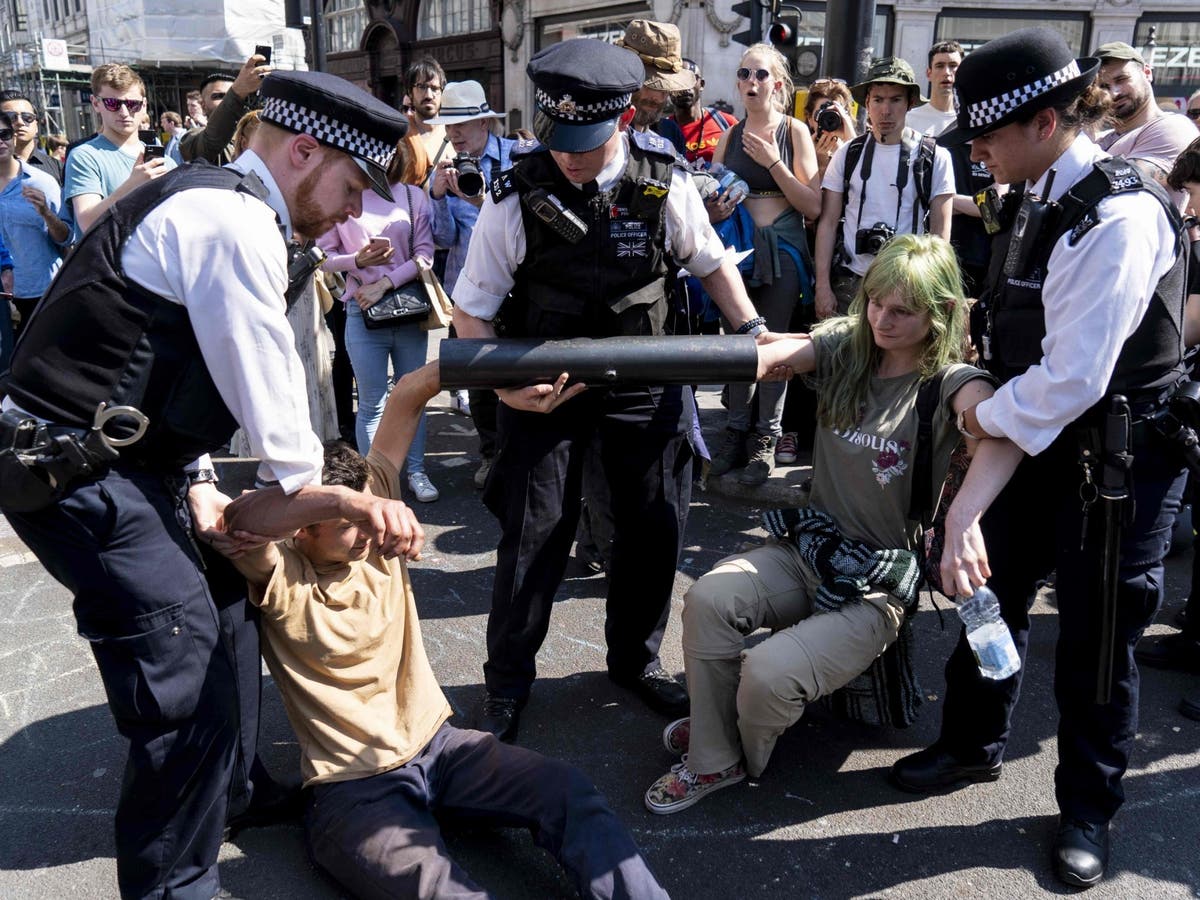 Extinction Rebellion: More than 750 protesters arrested as climate change activists block London roads for sixth day