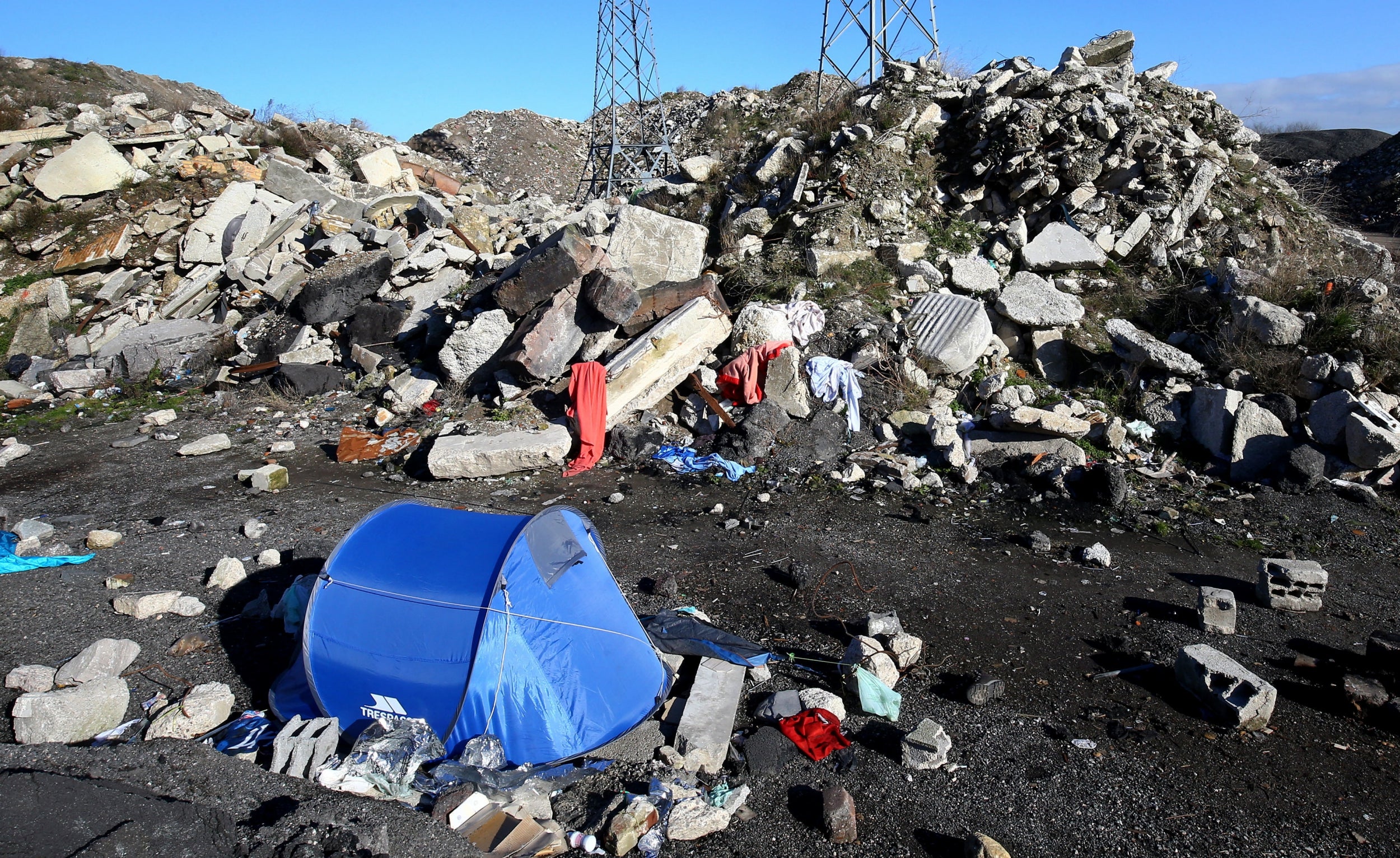 A tent in Calais