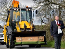 JCB used to transport digger-loving great-grandfather to his funeral