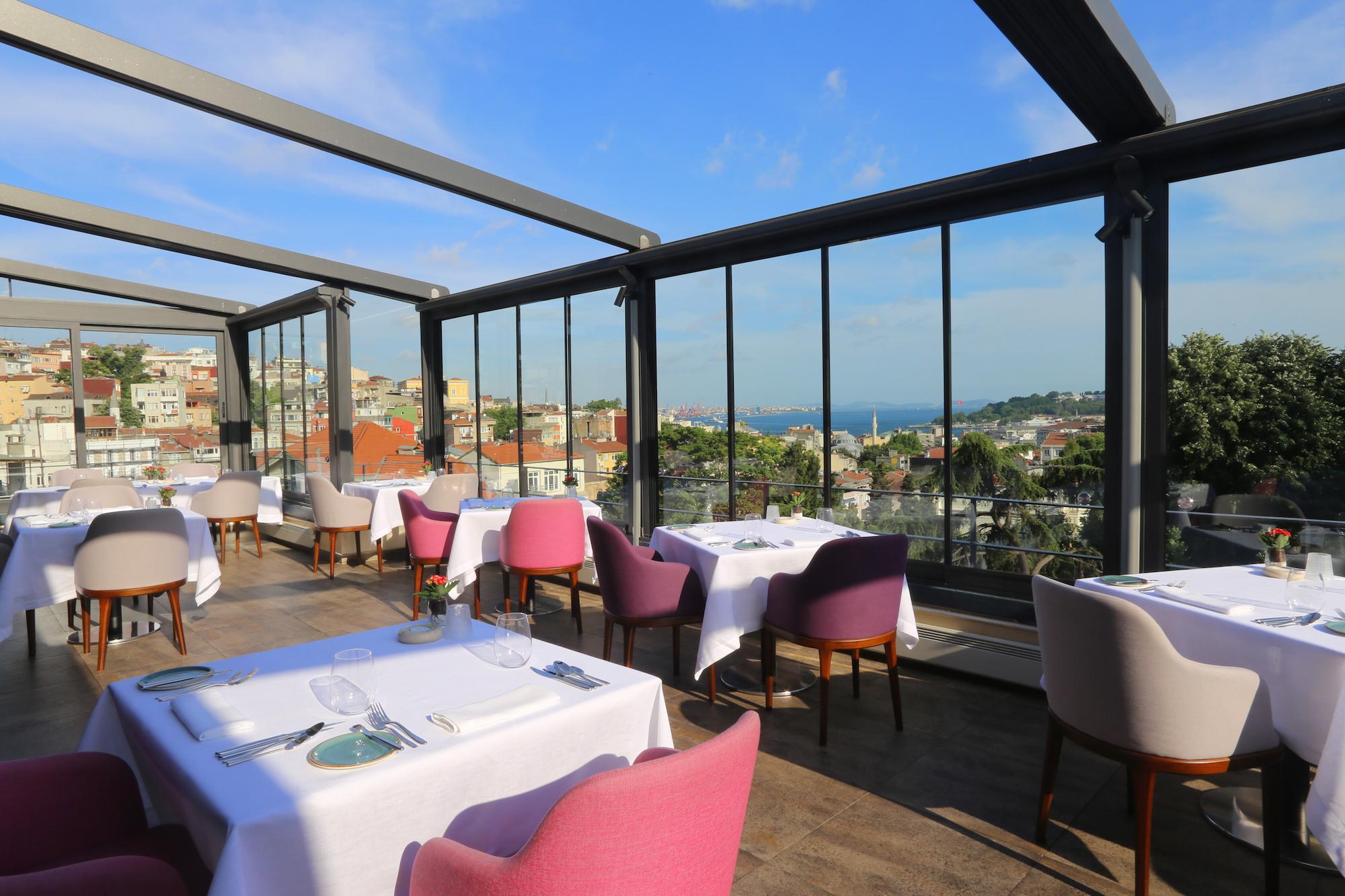 In the buzz of Beyoglu with a glamorous rooftop restaurant