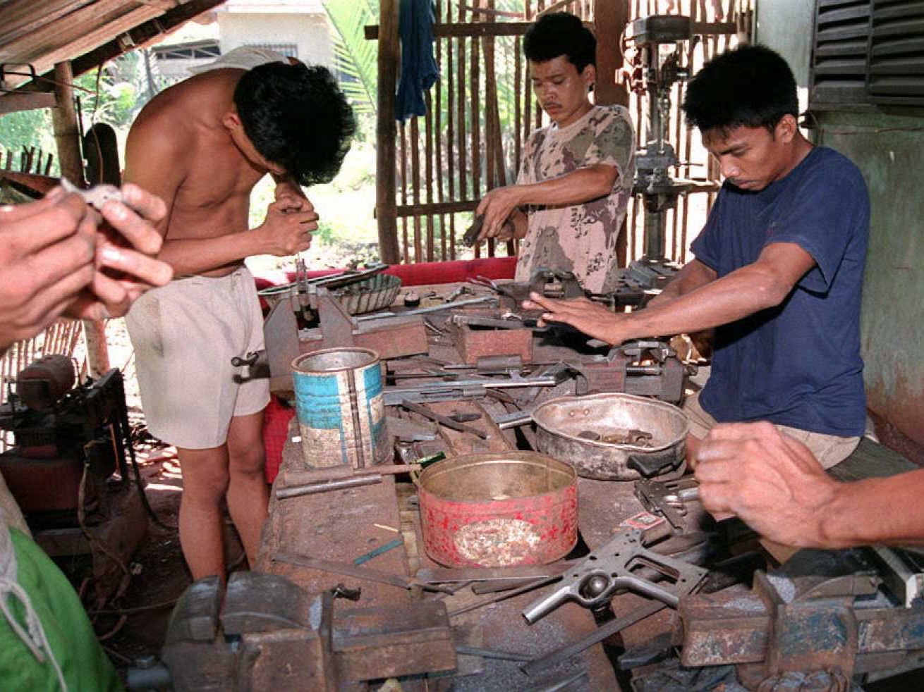 The manufacture of handguns in a clandestine workshop in Danao