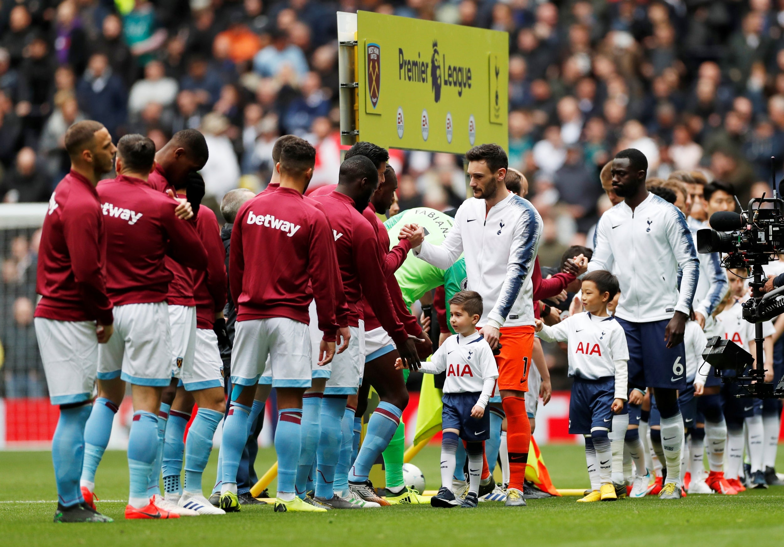 Tottenham Vs West Ham Michail Antonio Reveals Story Behind His Bizarre Goal Celebration After Beating Spurs Sports Life Tale